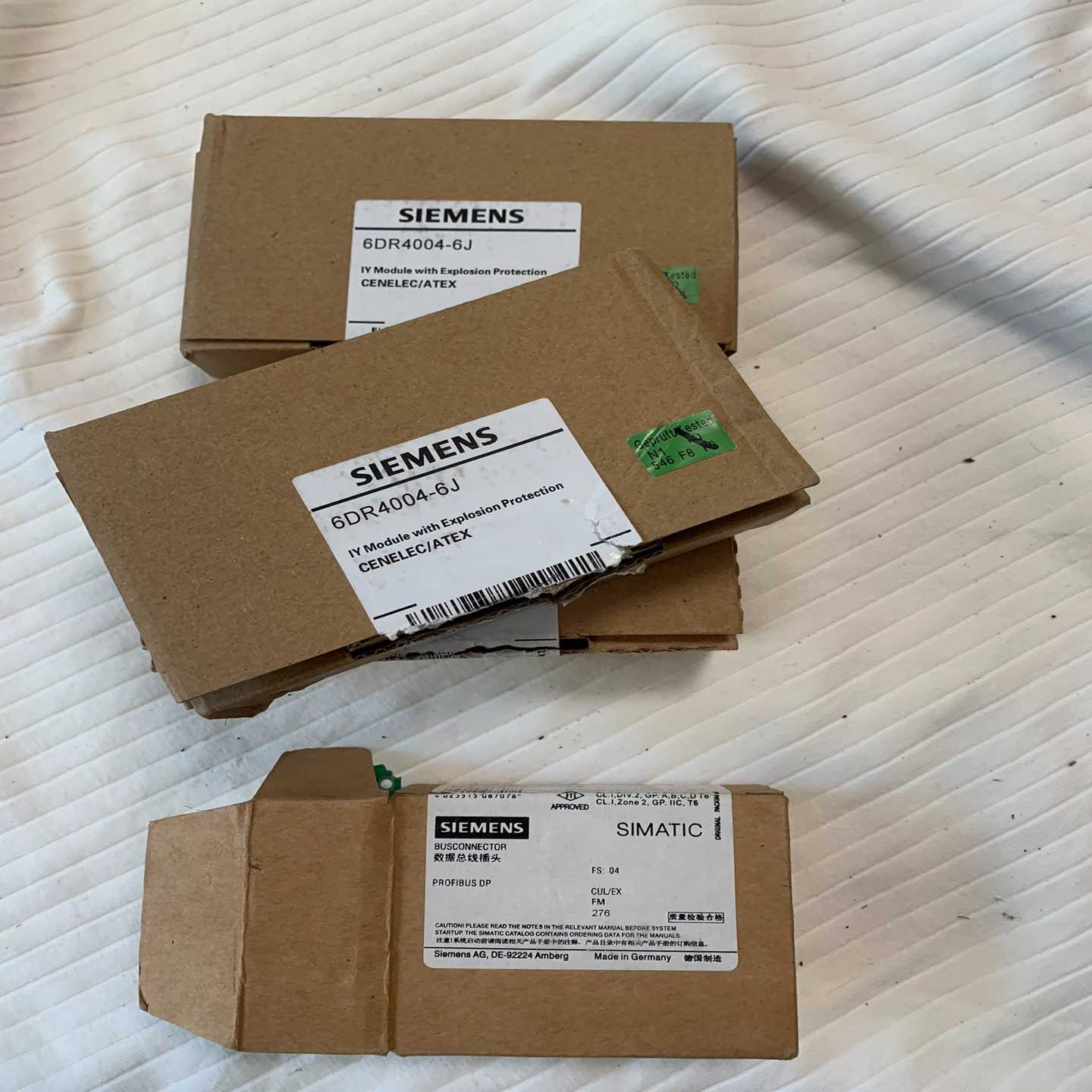 西门子阀门定位器反馈板、6DR4004-6J、防爆型。一共4
