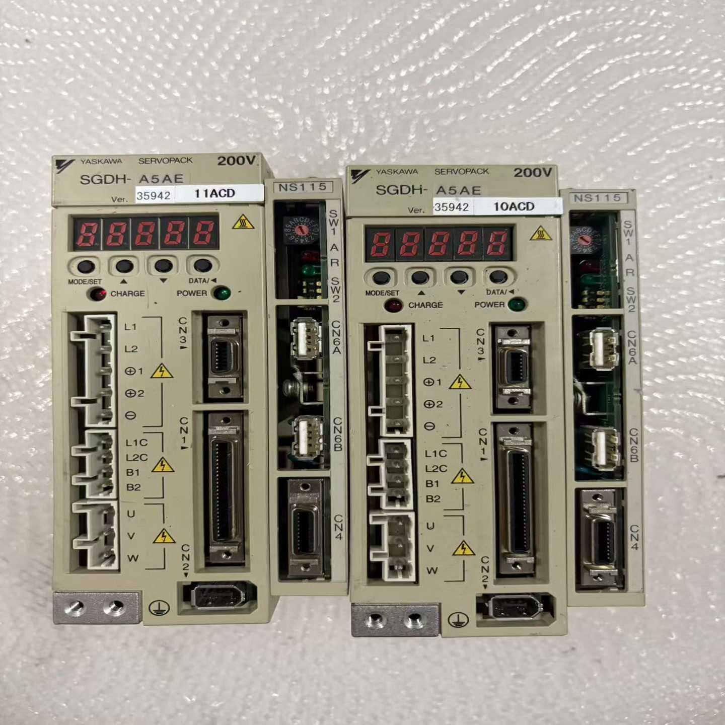 安川伺服驱动器SGDH-A5AE带模块JUSP-NS1询价