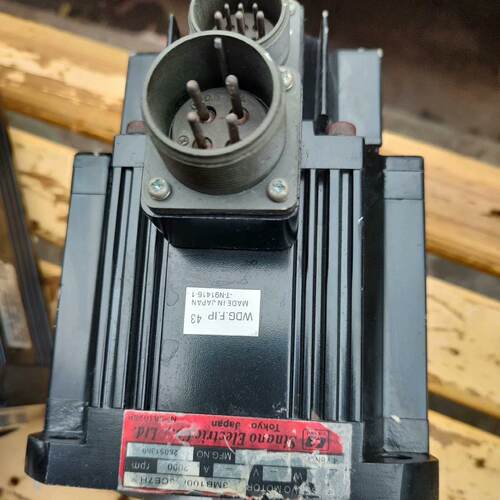 信浓Sinano伺服电机型号3MB1003CE7H不带-议价