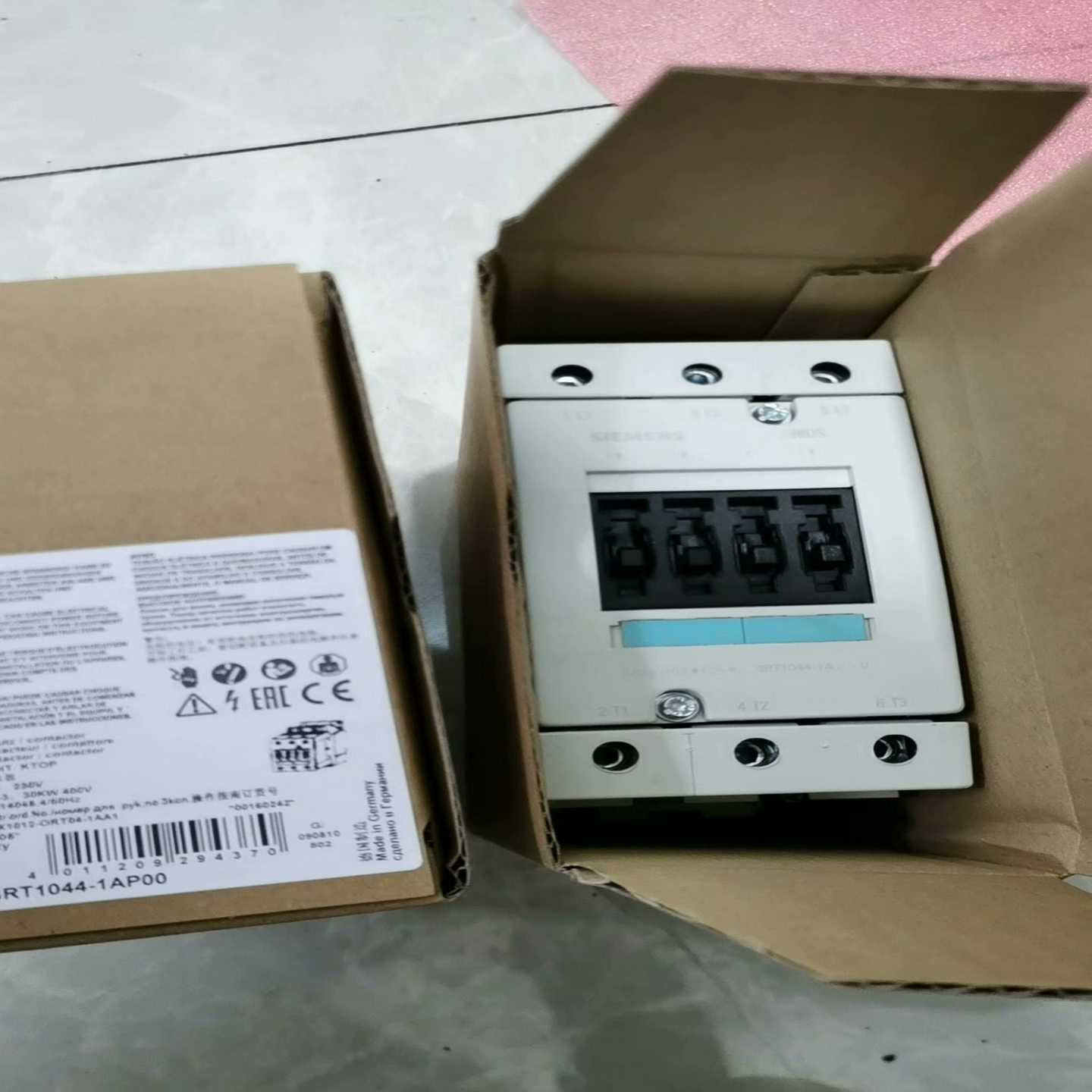 询价3RT1045-1AP00AC230V西门子接触器3R