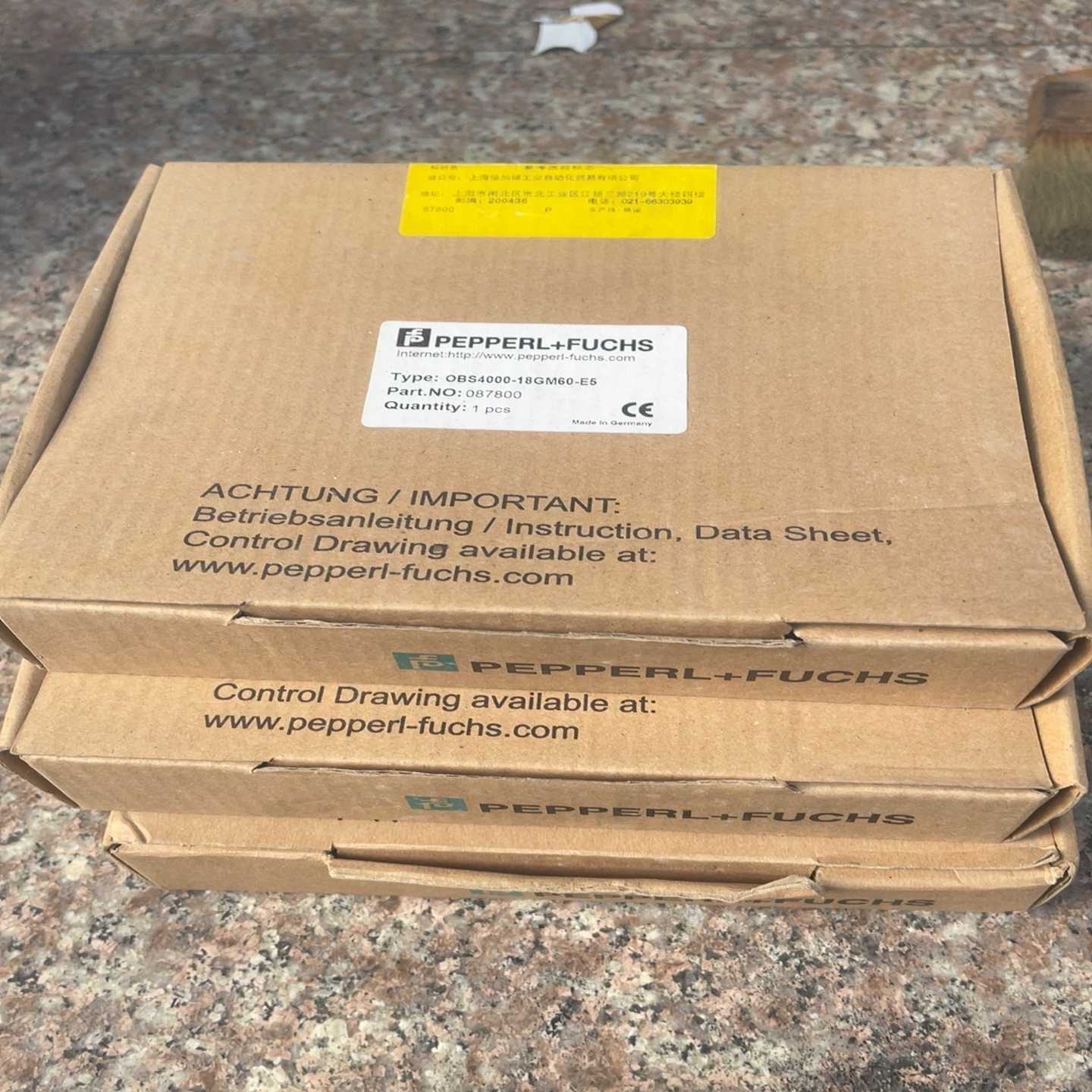 询价倍加福光电开关，未使用：传感器OBS4000-18GM6