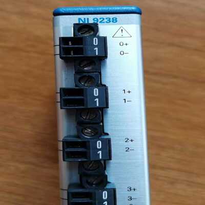 原装NI9238模块，功能完好，几乎全新。议价出售，有