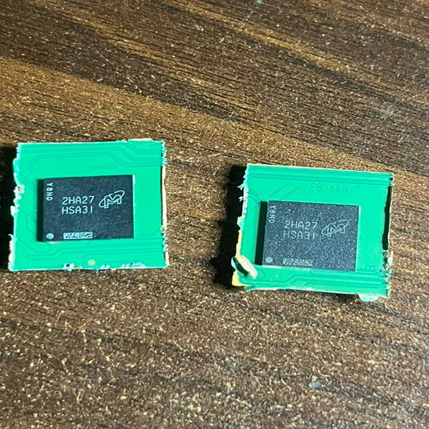 MTFC256GAZAOTD-AAT HSA31 UFS2.-询价客服