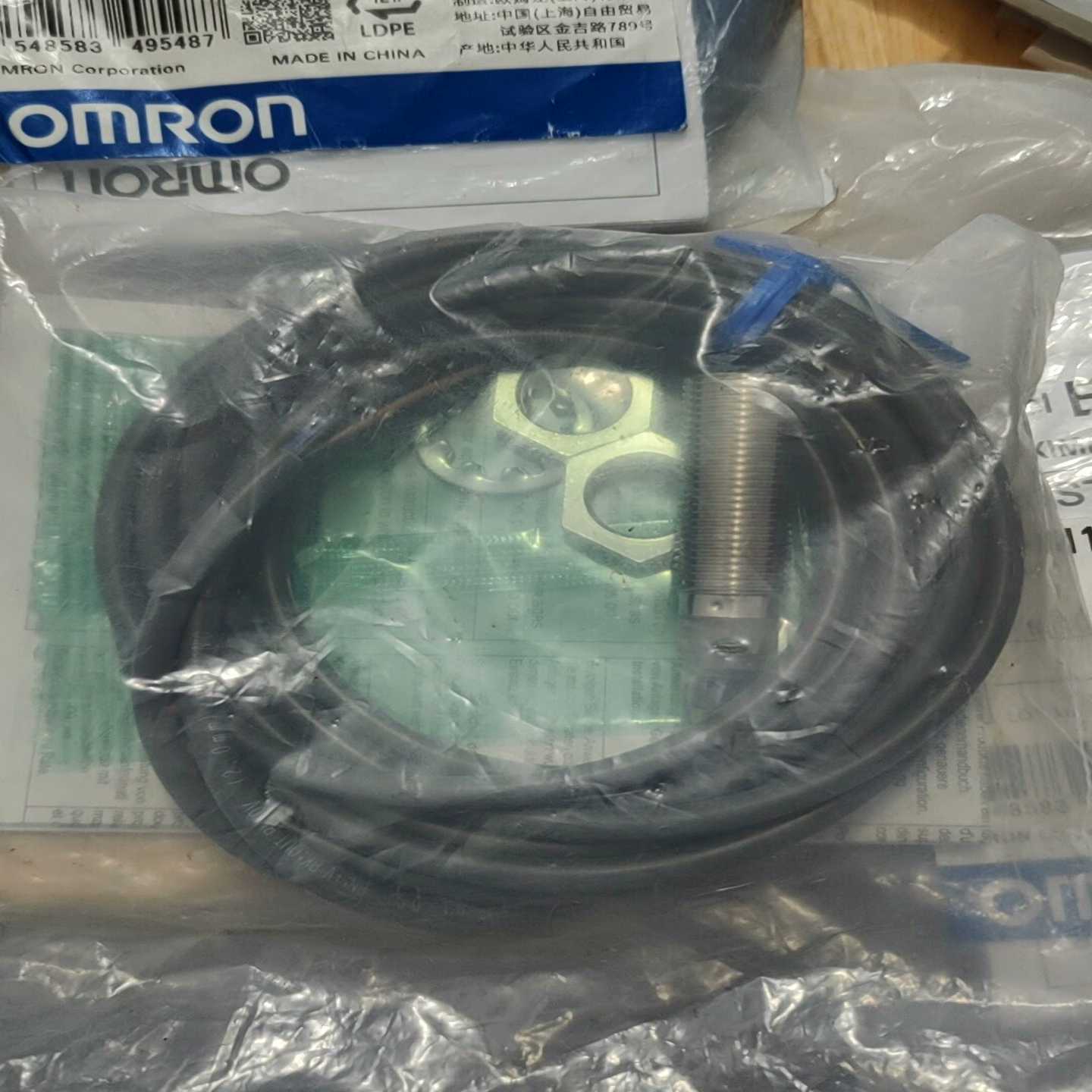 议价欧姆龙接近开关E2B-M12KS02-WZ-B1-DS全新原