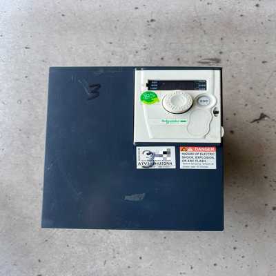 施耐德变频器2.2KW ATV312HU22N4 拆机包好，一议价商品