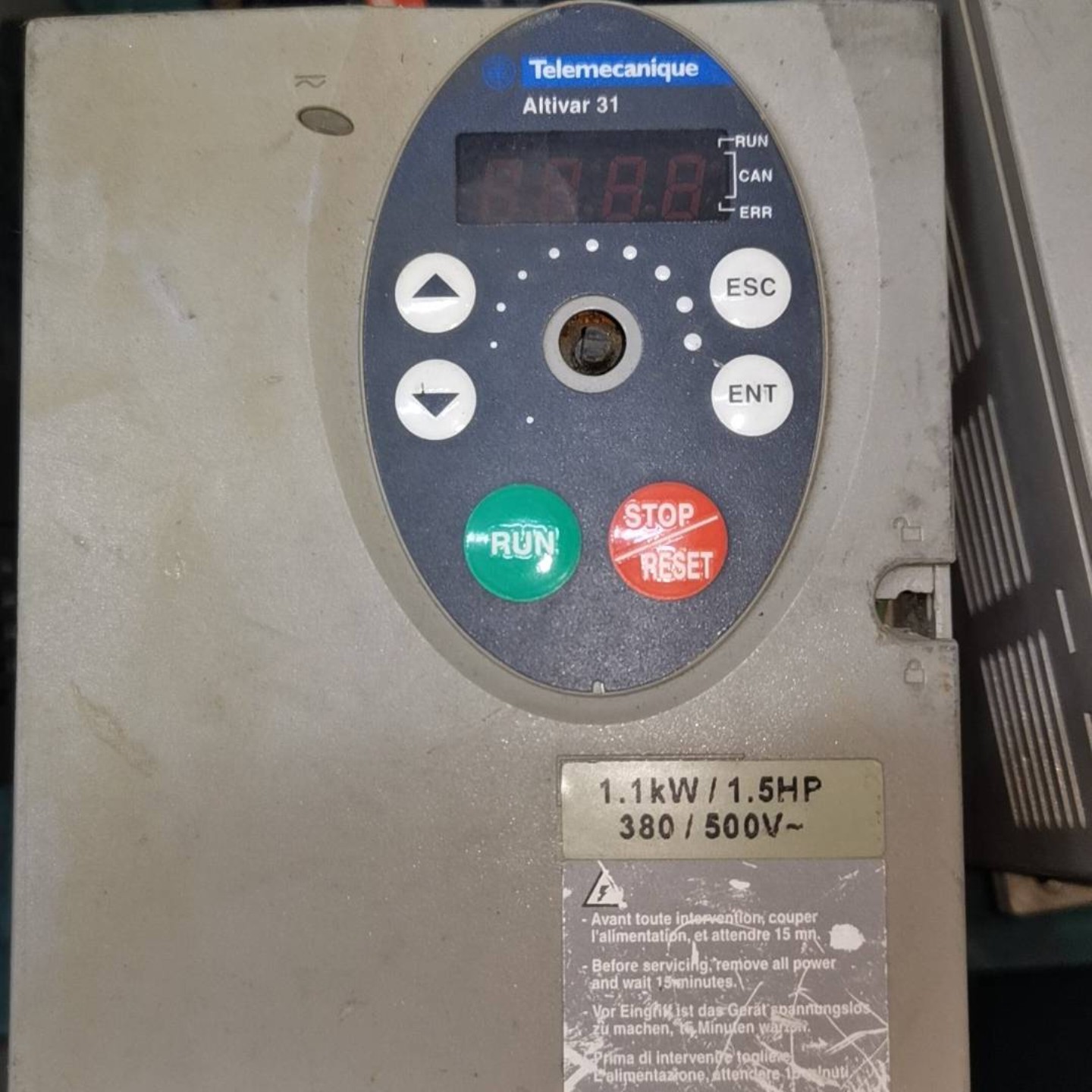 售前询价询价购变频器ATV31HU11M2A 11KW 220V 测试包