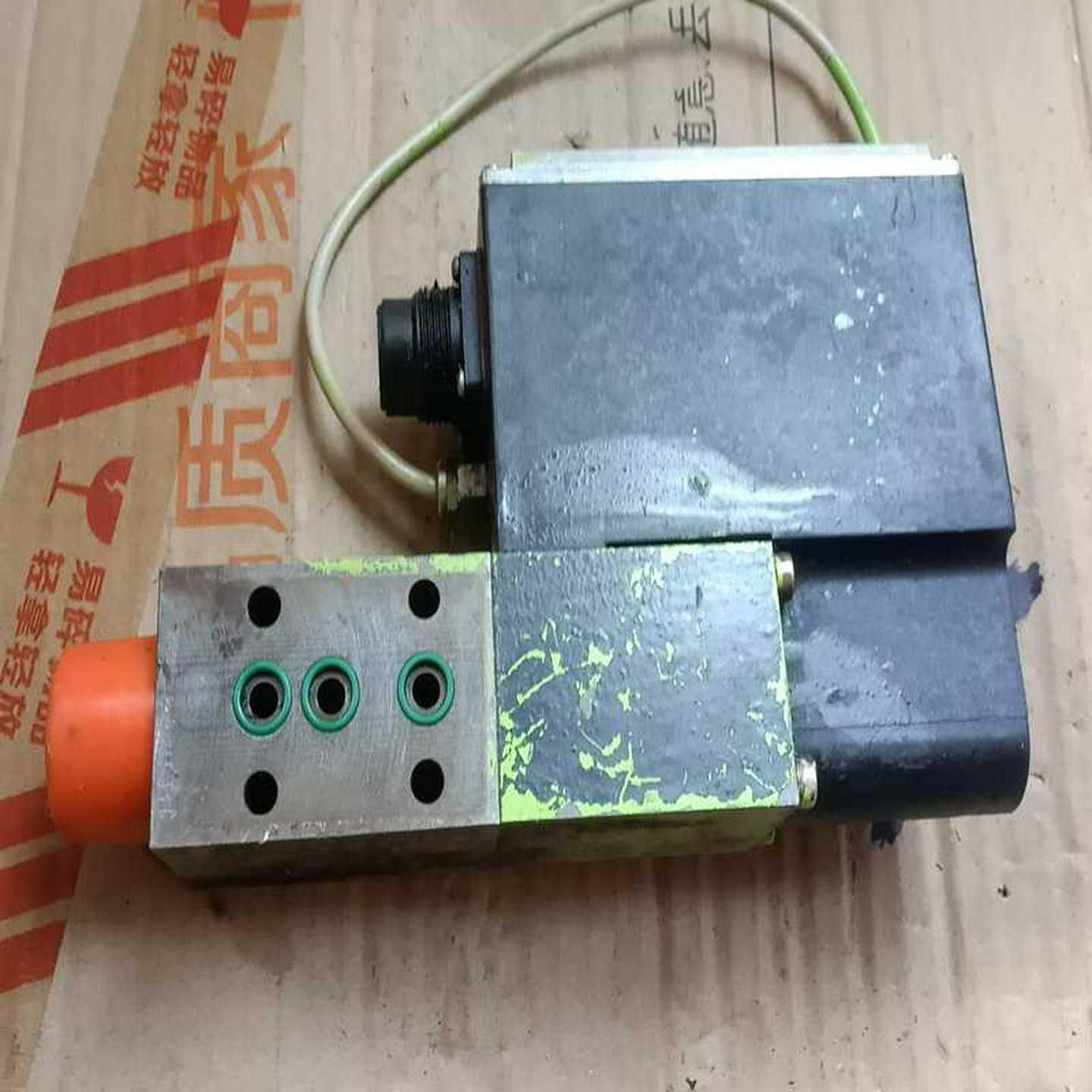 C9330-9012P-C1  马达（佳毅工控）