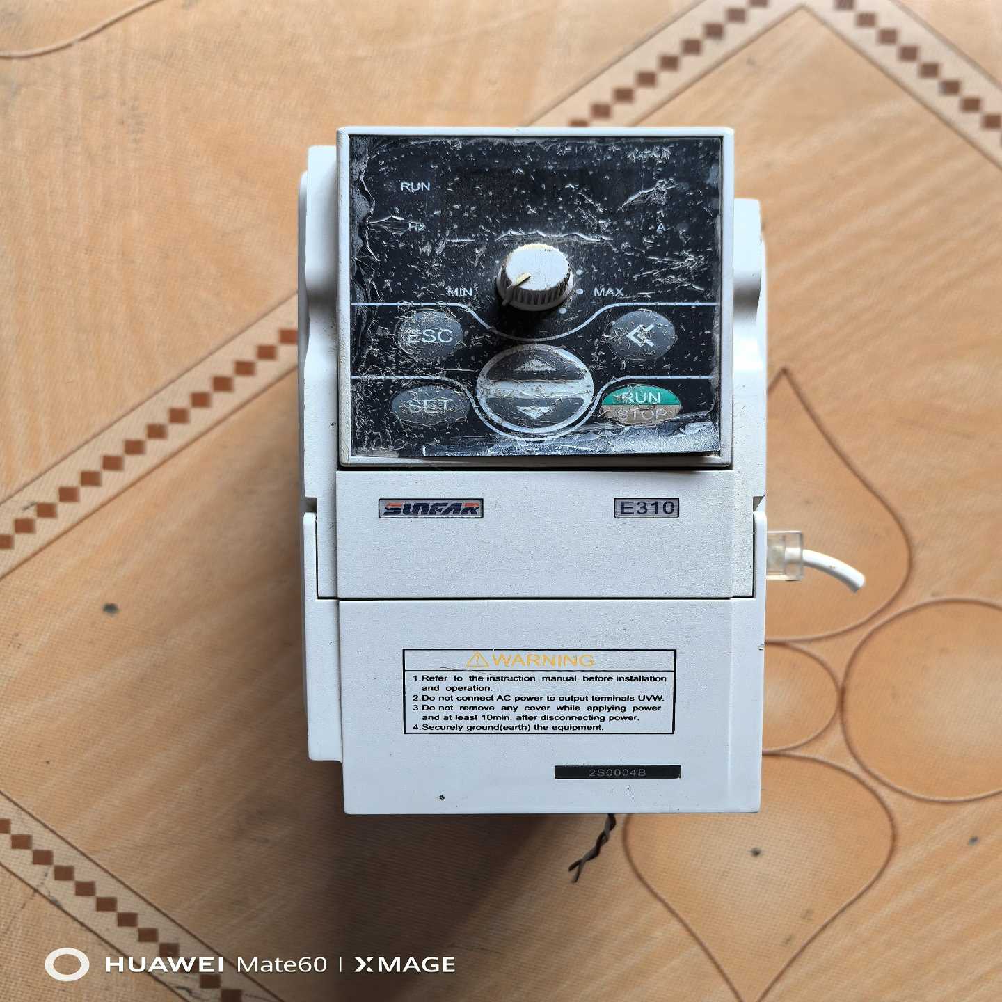 四方变频器 E310-2S0004B  拆机下来 成色如图-询价客服