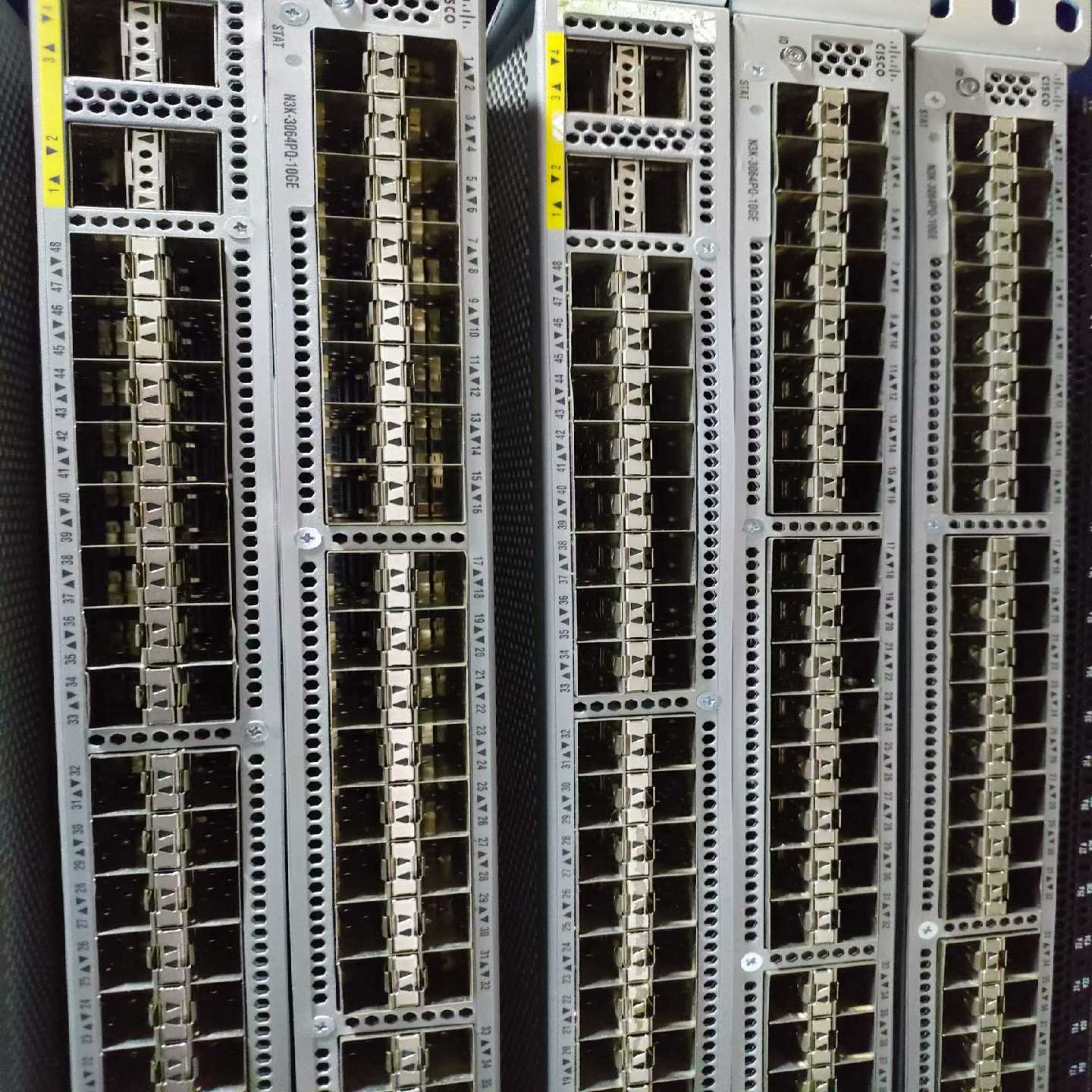 原装二手Cisco N3K-C3064PQ-10GE 48口【鑫鑫商铺】