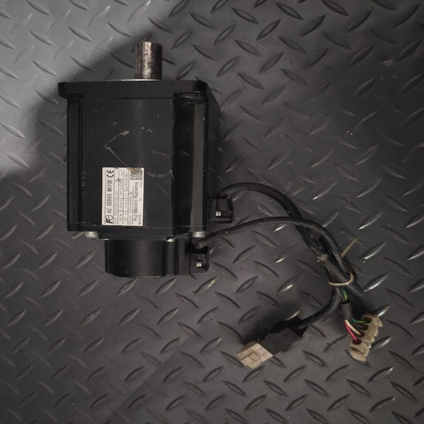 伺服电机GYS751DC2-T2GZ14