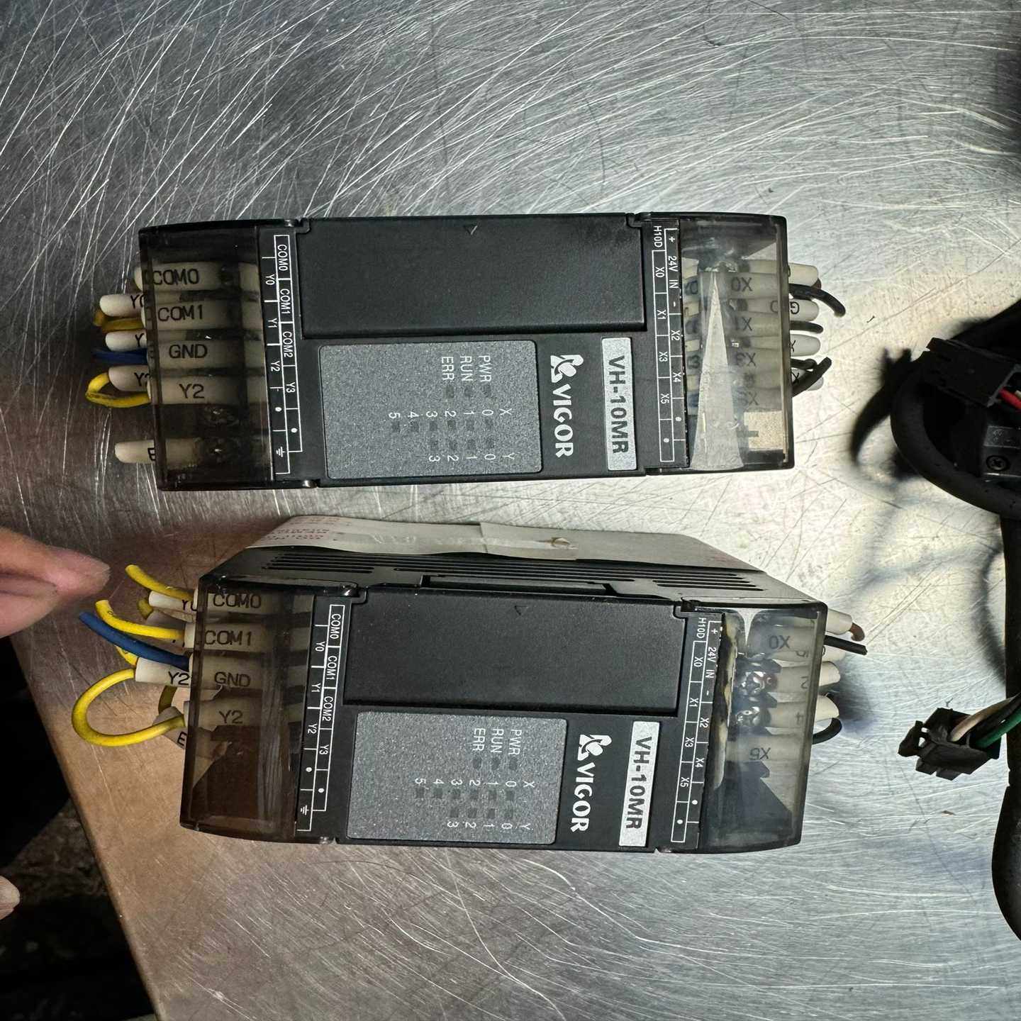 丰炜PLC VH-10MR VIGOR，外观完好，2~询价