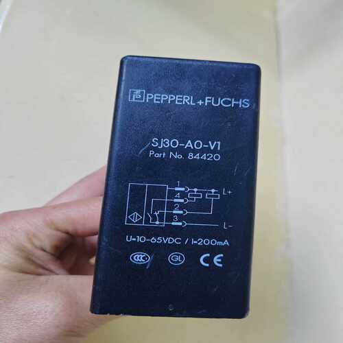 【星慕电子】P+F倍加福电感式槽型传感器SJ30-A0-V1