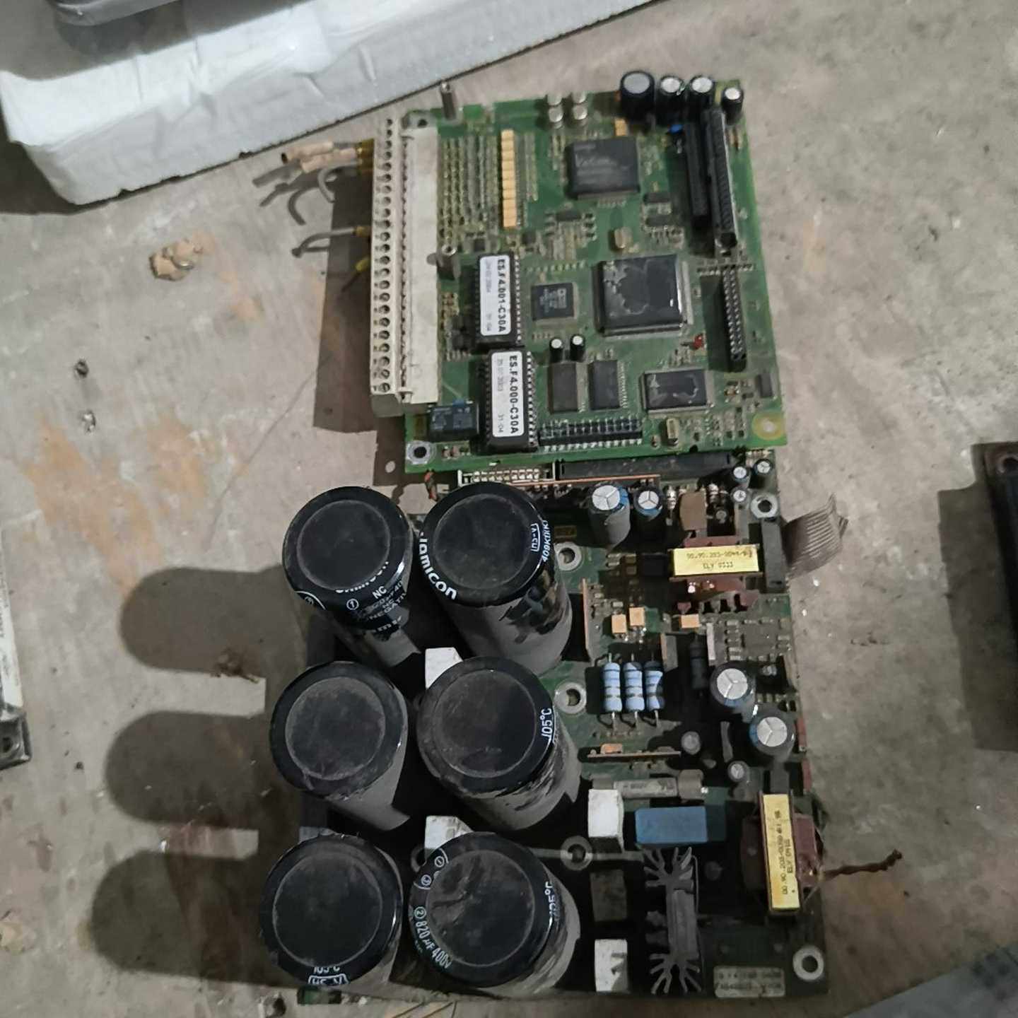 科比F4变频器15KW线路板配件出好