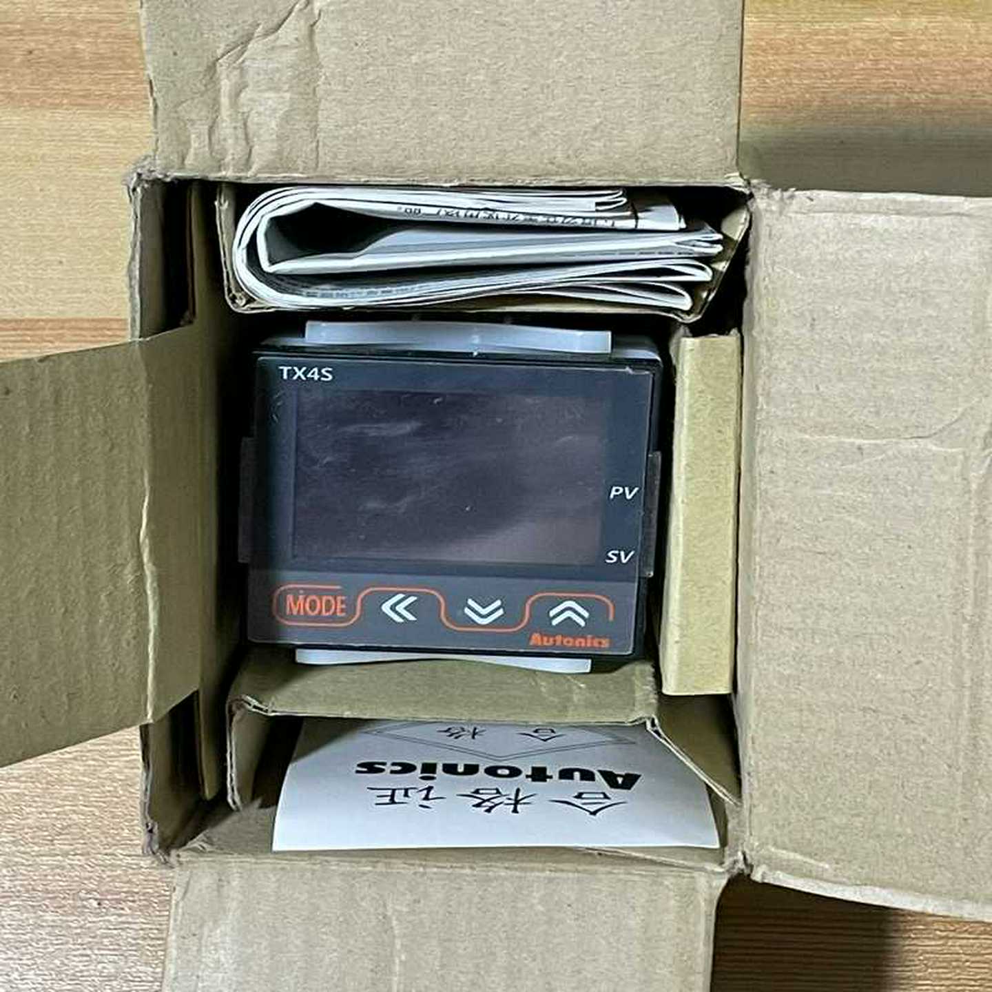 询价ABB  DI820   3BSE008512R1全新裸机。议价