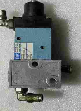 【议价】诺信熔胶机所拆MAC电磁阀PR92C-DOAA-S，成色如图