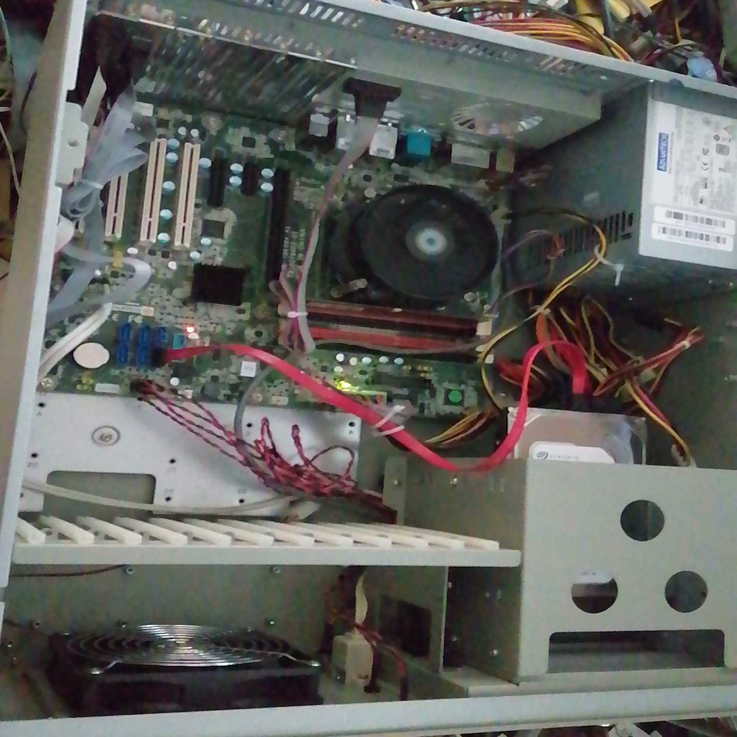 台达PLC DVP16EH00T3 11台年份20年 成色9~询价