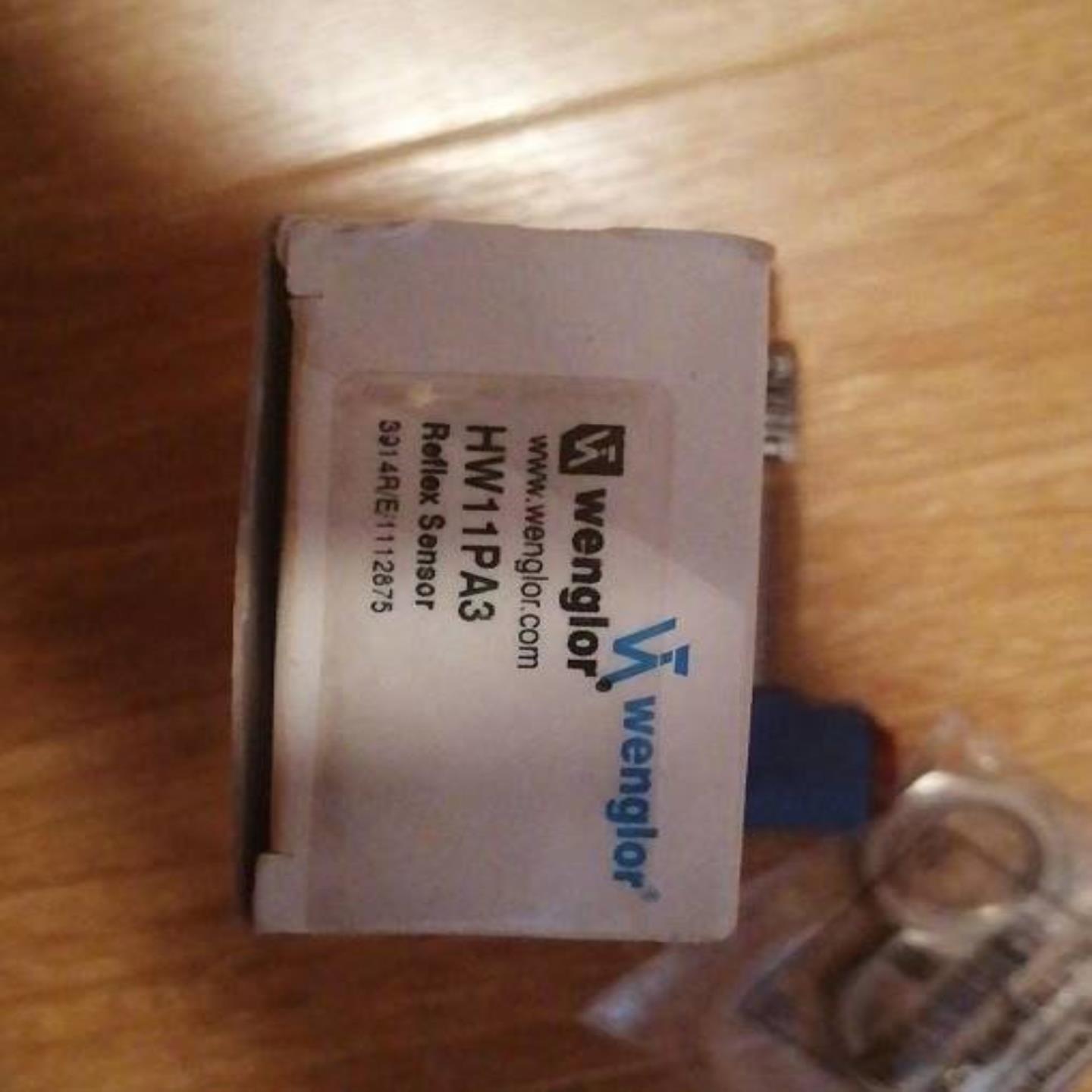 配件全新威格勒Wenglor光电开关反射传感器 HW11PA3议价
