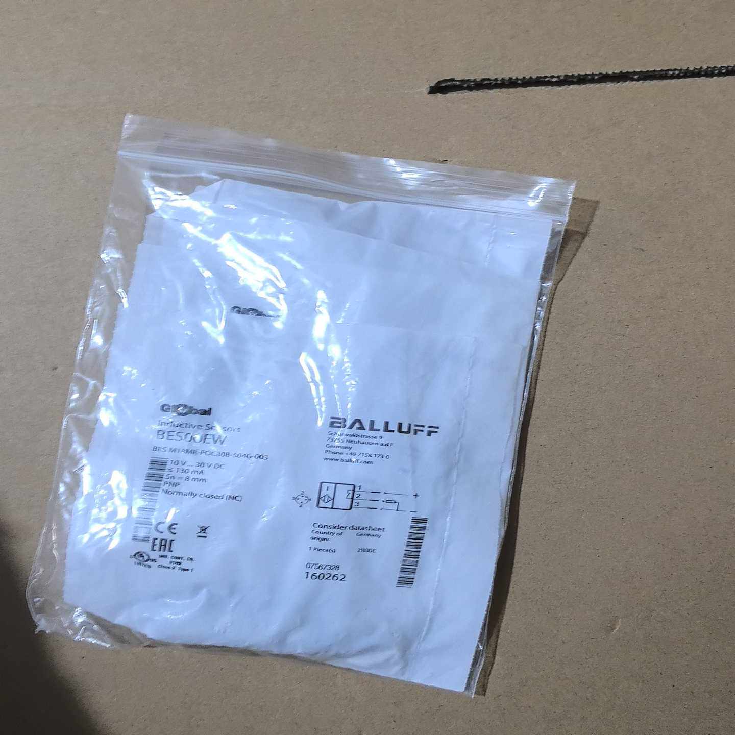 议价全新原装BES00EW巴鲁夫BES M18ME-POC80B