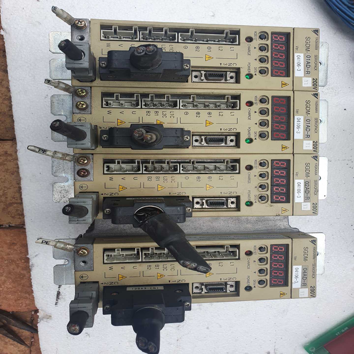 安川驱动器SGDM-01adr4台560的拿成色不错~询价