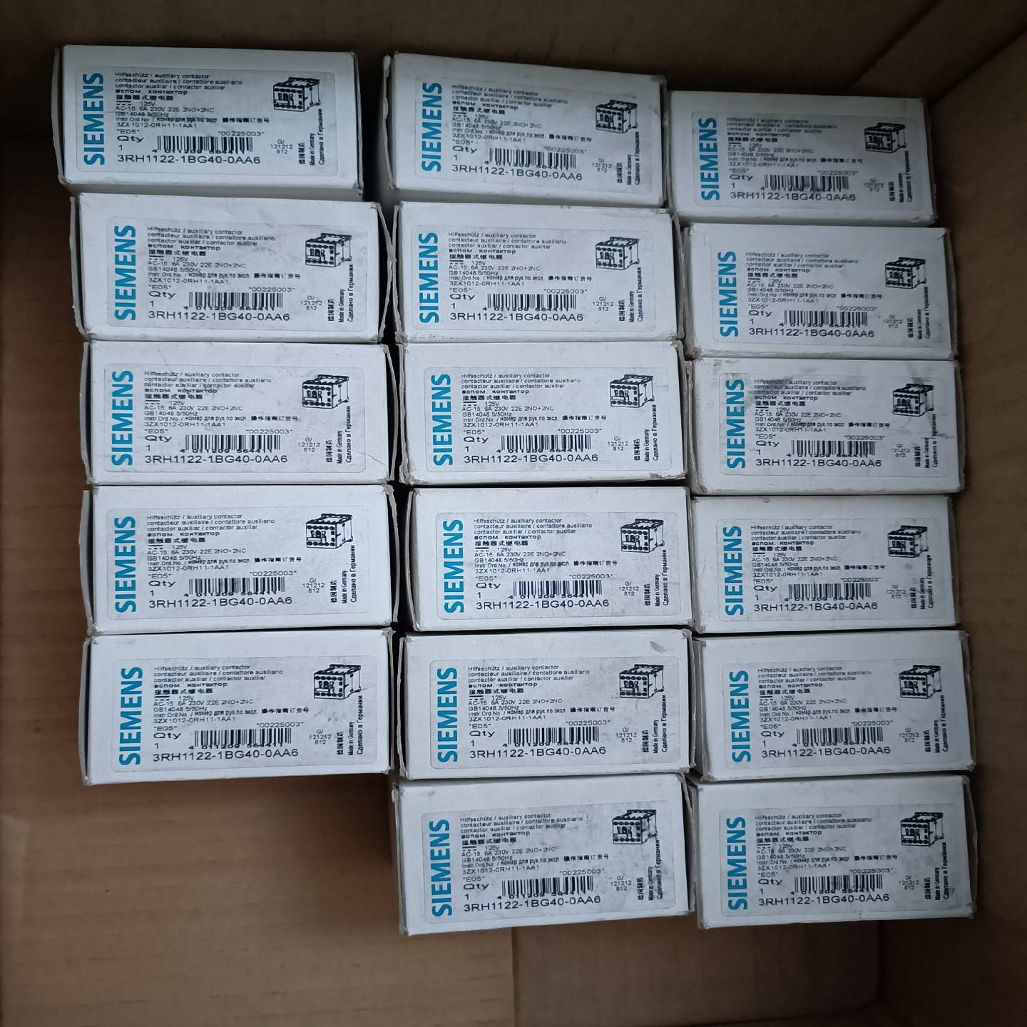 全新德国西门子接触器3RH1122-1BG40-0AA6，--议价商品