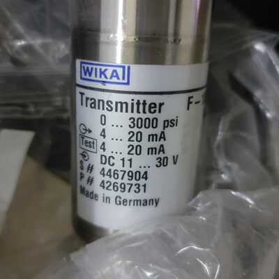 维卡压力变送器f-10，0-3000psi询价