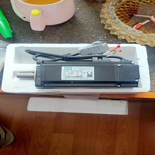 米格60CST-M01330电机两台看好了联询价