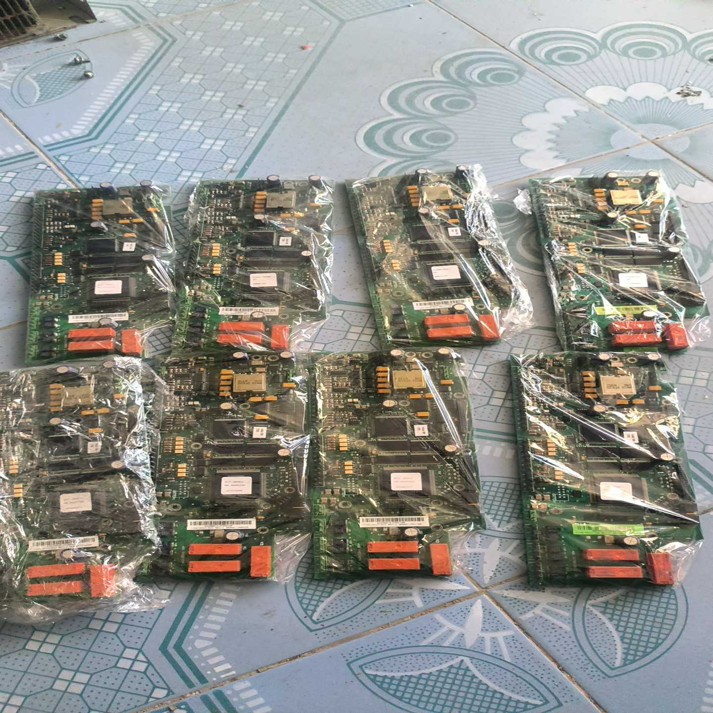 询价RMIO-01CRMIO-11CABB变频器控