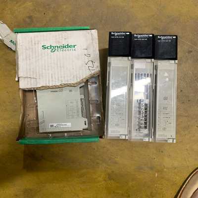 议价施耐德PfLC电源四台现货/维修