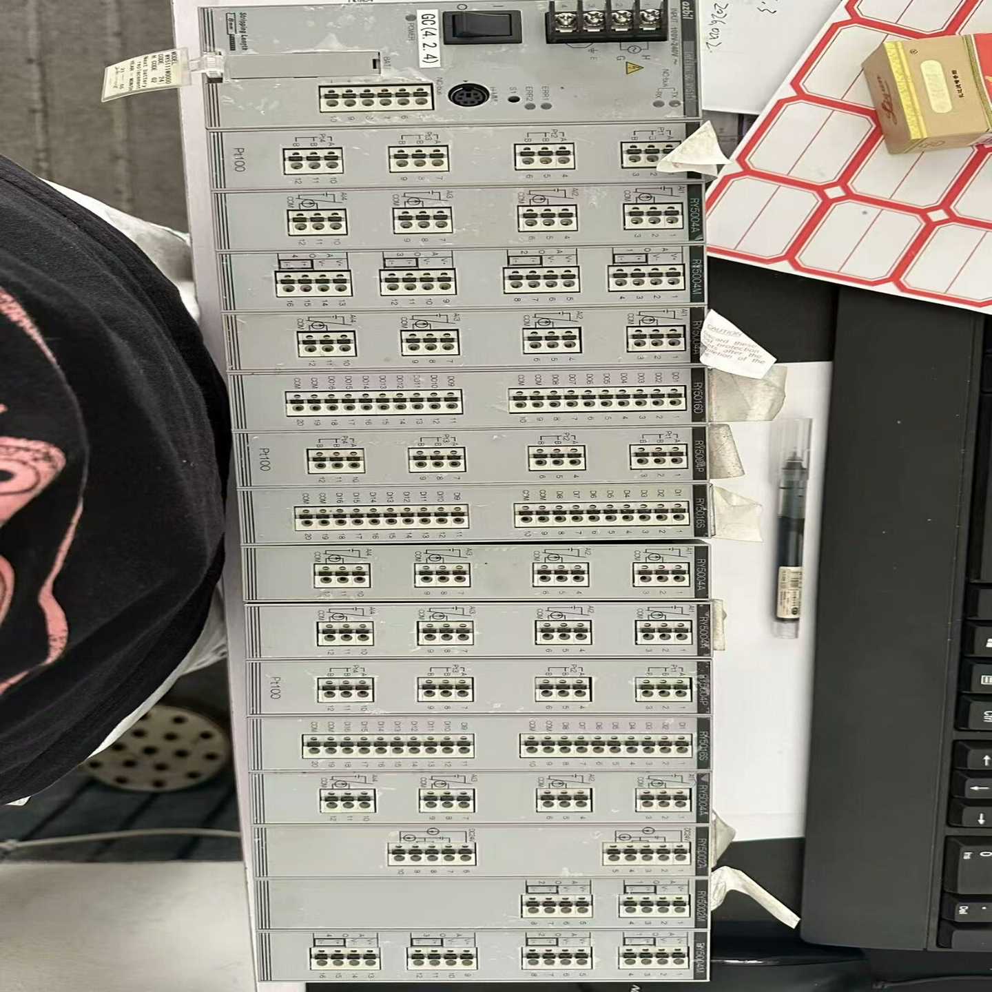 日本azbil山武PLC模块，型号WY5111W0000（W-议价