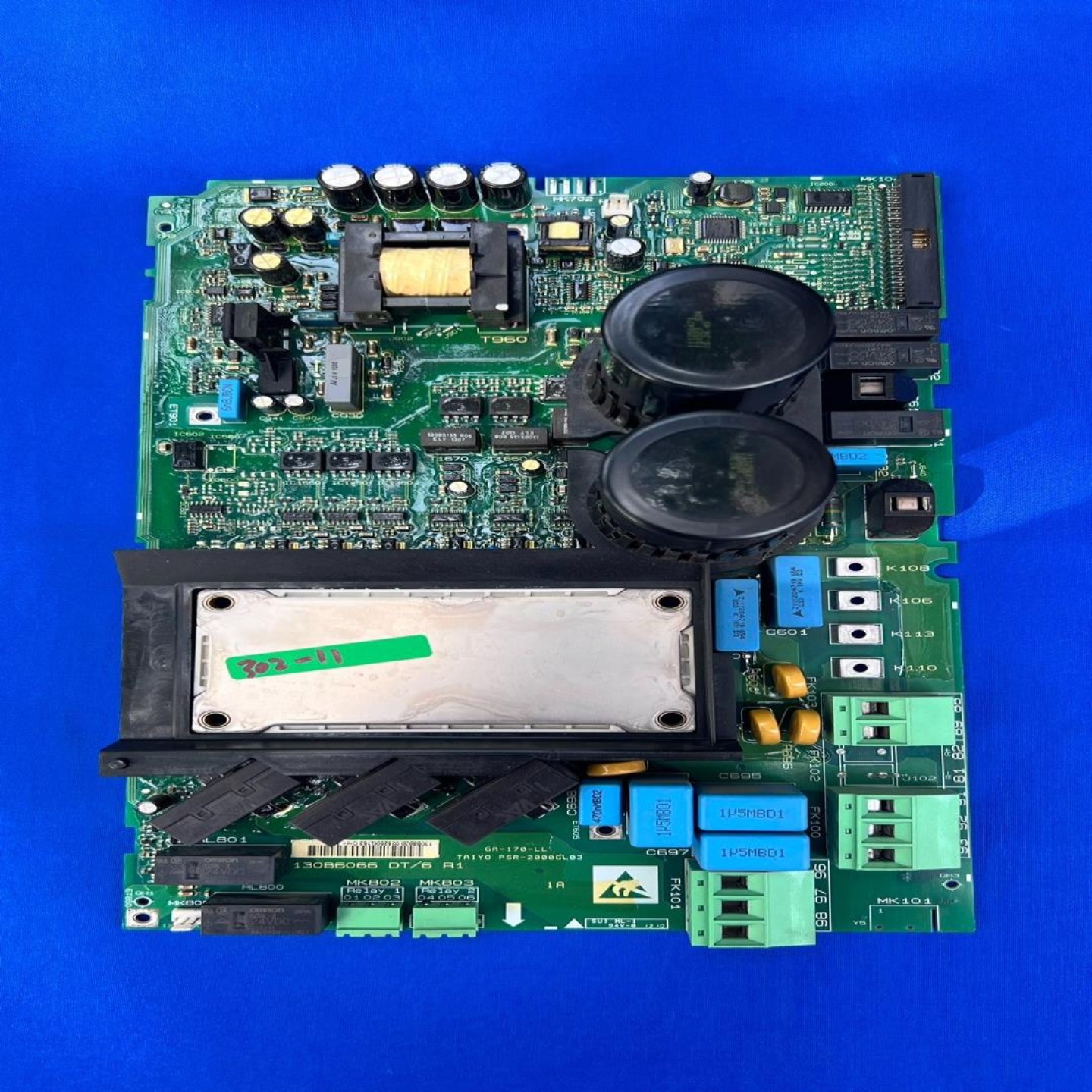 售前询价丹佛斯变频器FC302 11KW 驱动板带模块130B60-议价