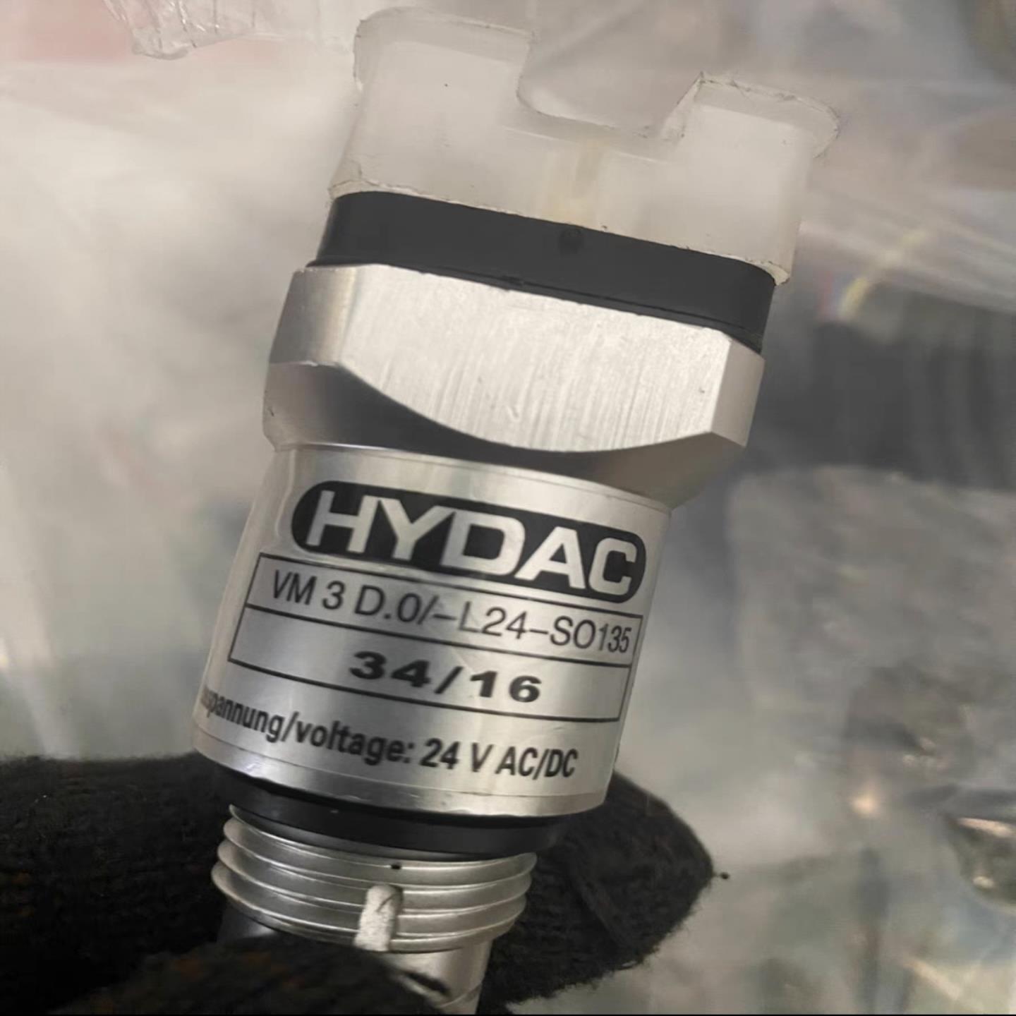 议价议价贺德克HYDAC压力感测器压差开关   VM3D0-L24-SO135议价