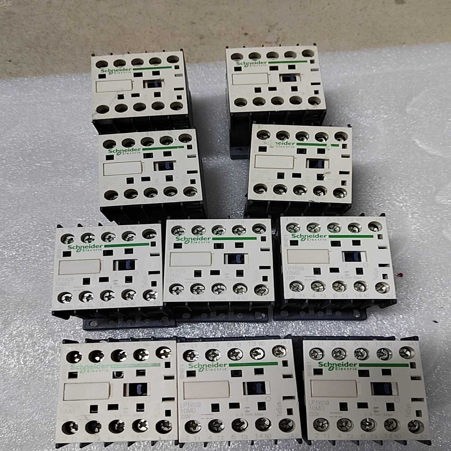 议价施耐德中间继电器（接触器）LP1k09，10MD220V，看