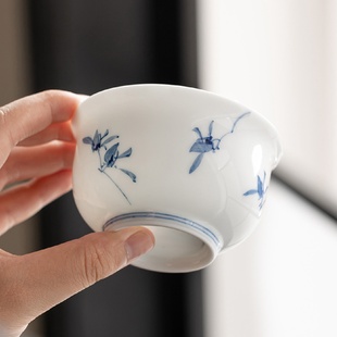 釉下纯手绘兰花压手杯大号个人喝茶杯猪油白主人杯家用茶具泡茶杯