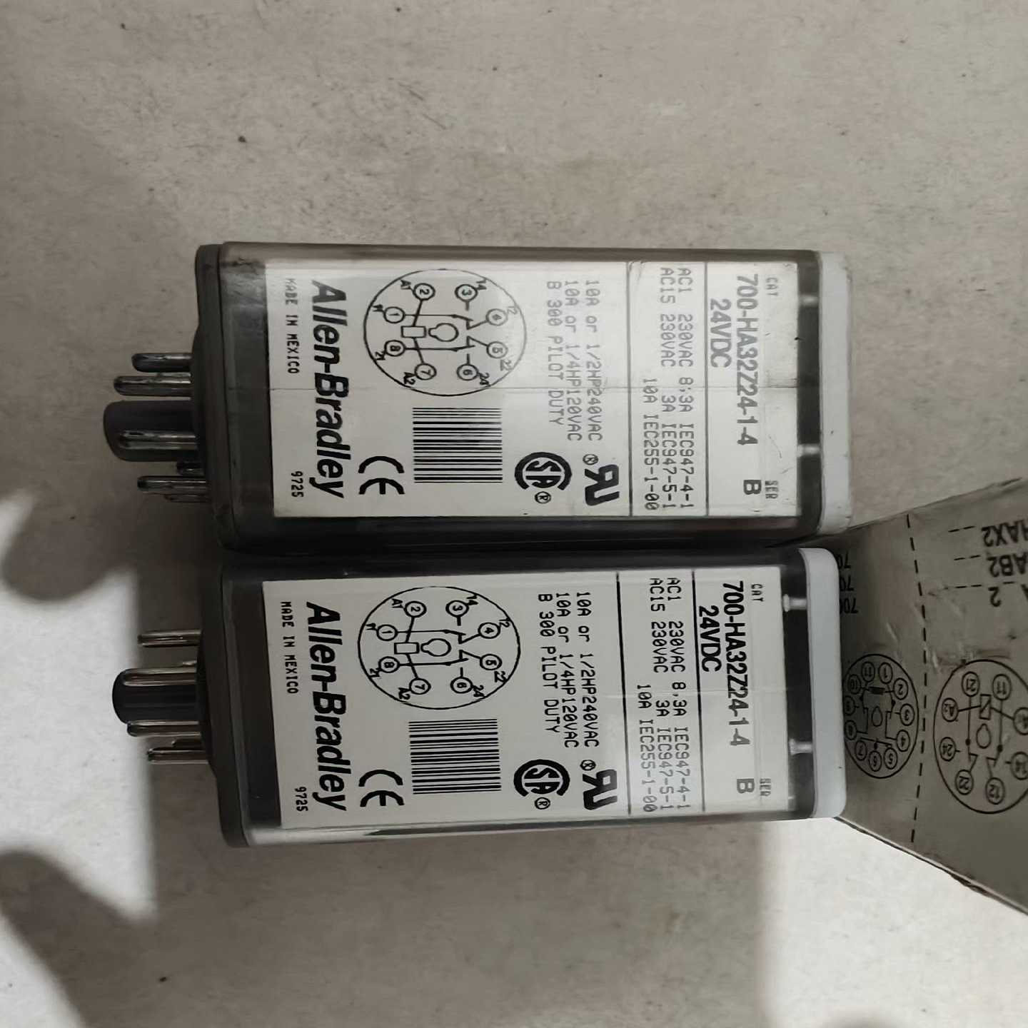 议价AB罗克韦尔继电器700-HA32Z24-1-4B