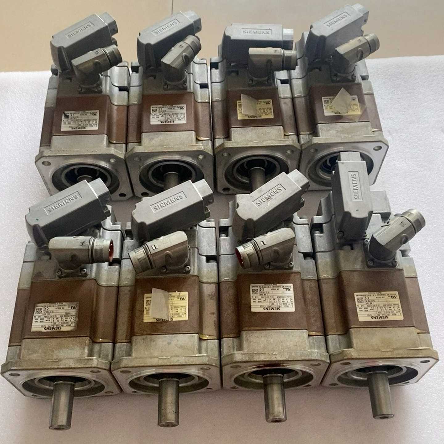 询价1FK7042-5AF71-1DG0西门子伺服电机，配置2