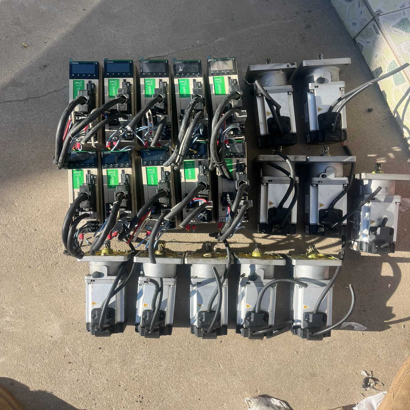 【议价】禾川伺服电机驱动器套装400W驱动SV-X3DA040A适用