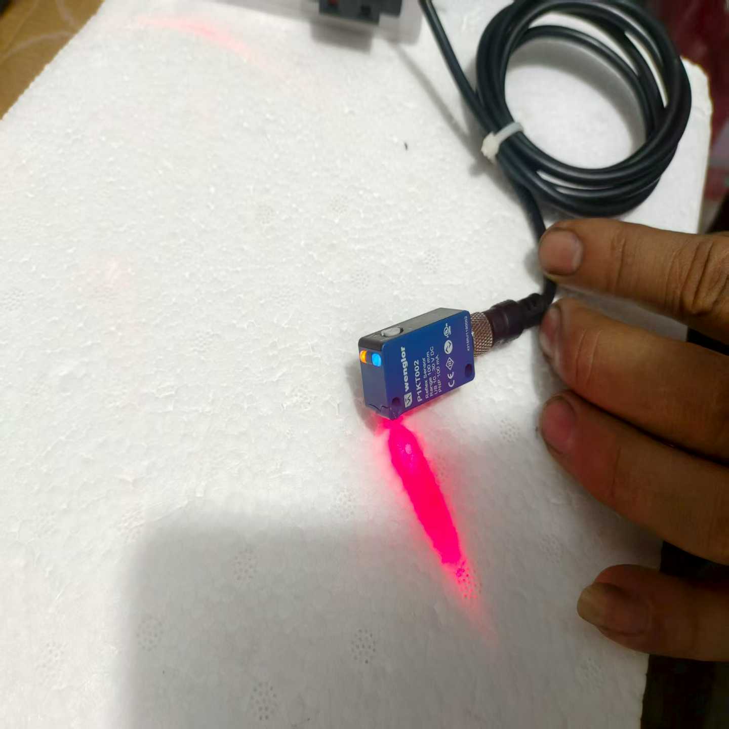 威格勒Wenglor光电传感器，型号P1KH002，实物拍摄--议价商品