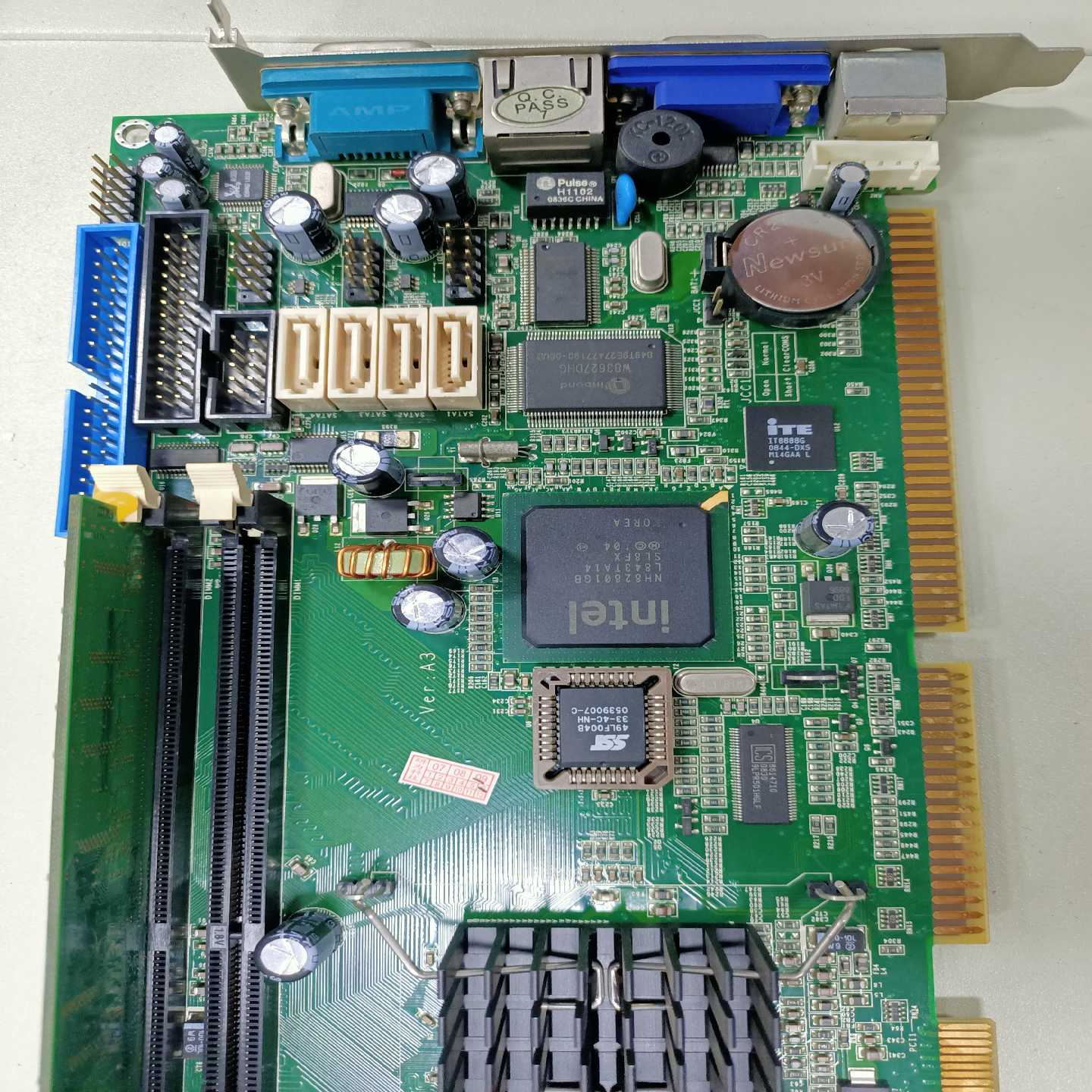 询价台湾昂鼎LP1100D-24M导轨式开关电源10