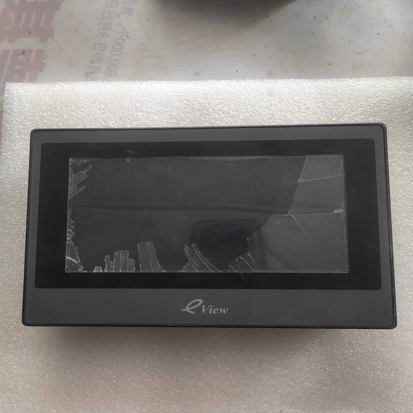 议价步科ET070触摸屏ET070，原装拆机，玻璃碎了便宜出