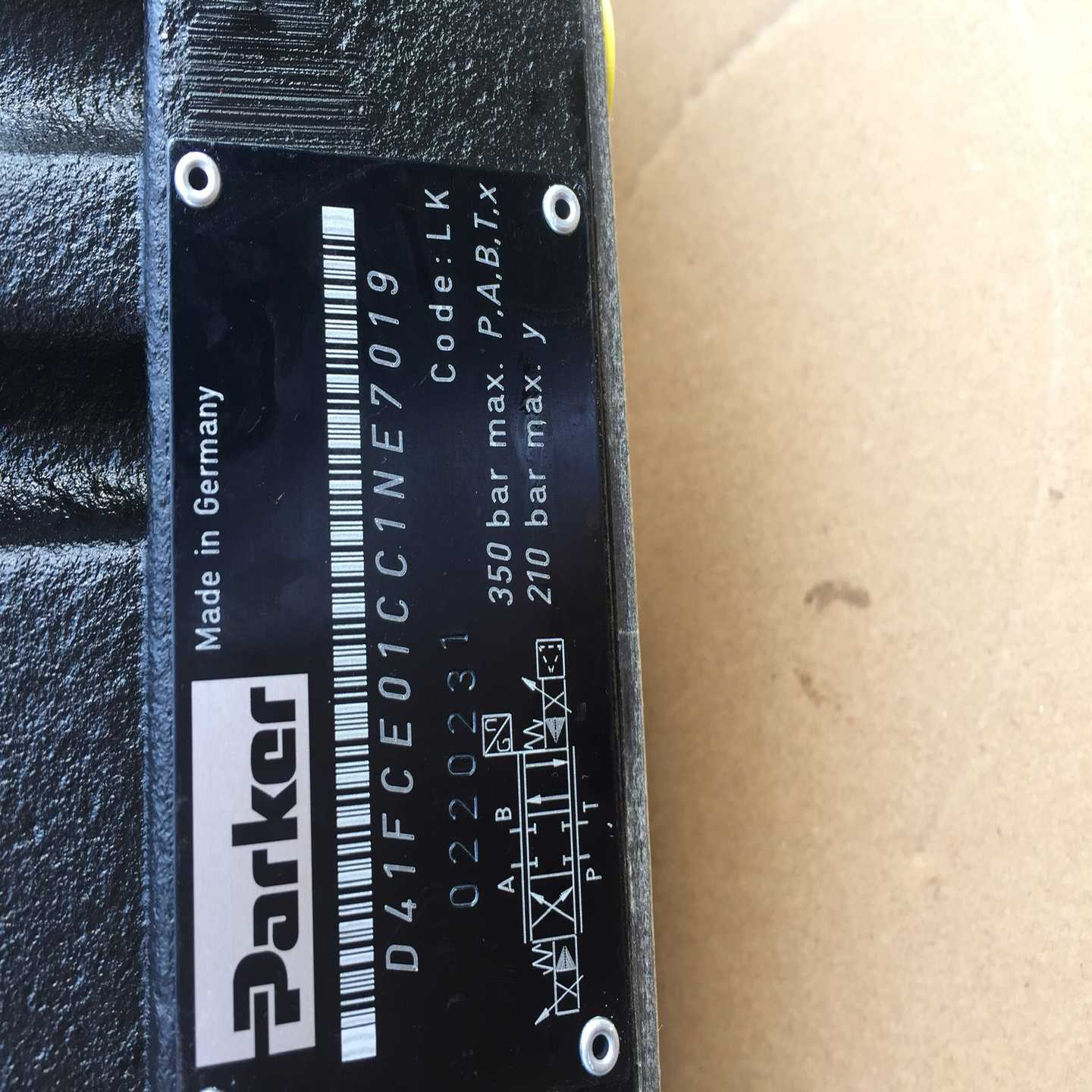 D41FCE01CC1NE70派克比例换向阀销售询价