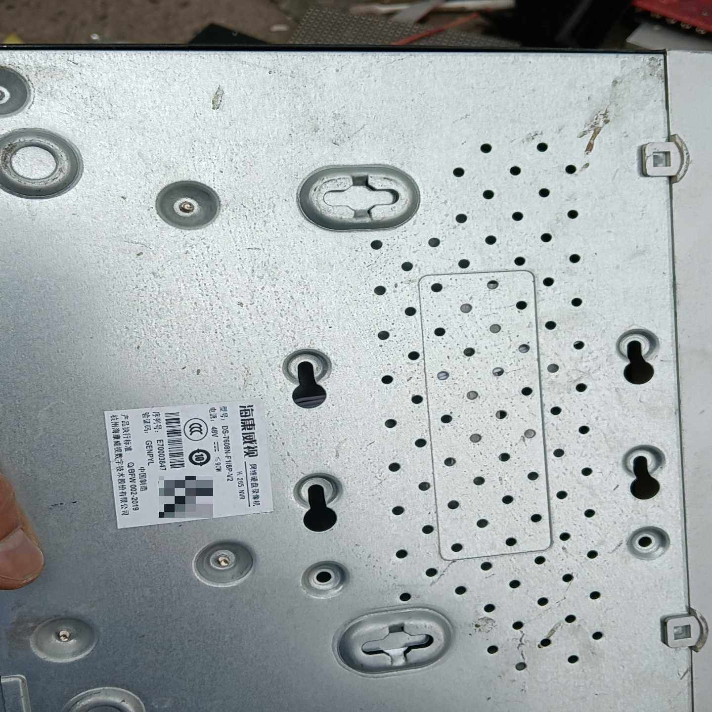 海康威视硬盘录像机DS-7608N-F1/8P-V2，8路录--议价商品