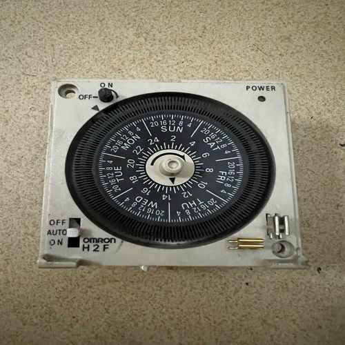 询价~定时器H2F-WM，100-240VAC，1WEEK。