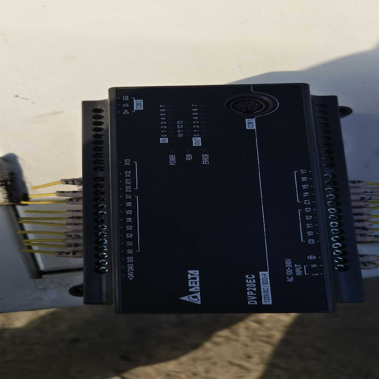 【议价】台达PLC，DVP20EC00R3，成色很新，实物图，功适用