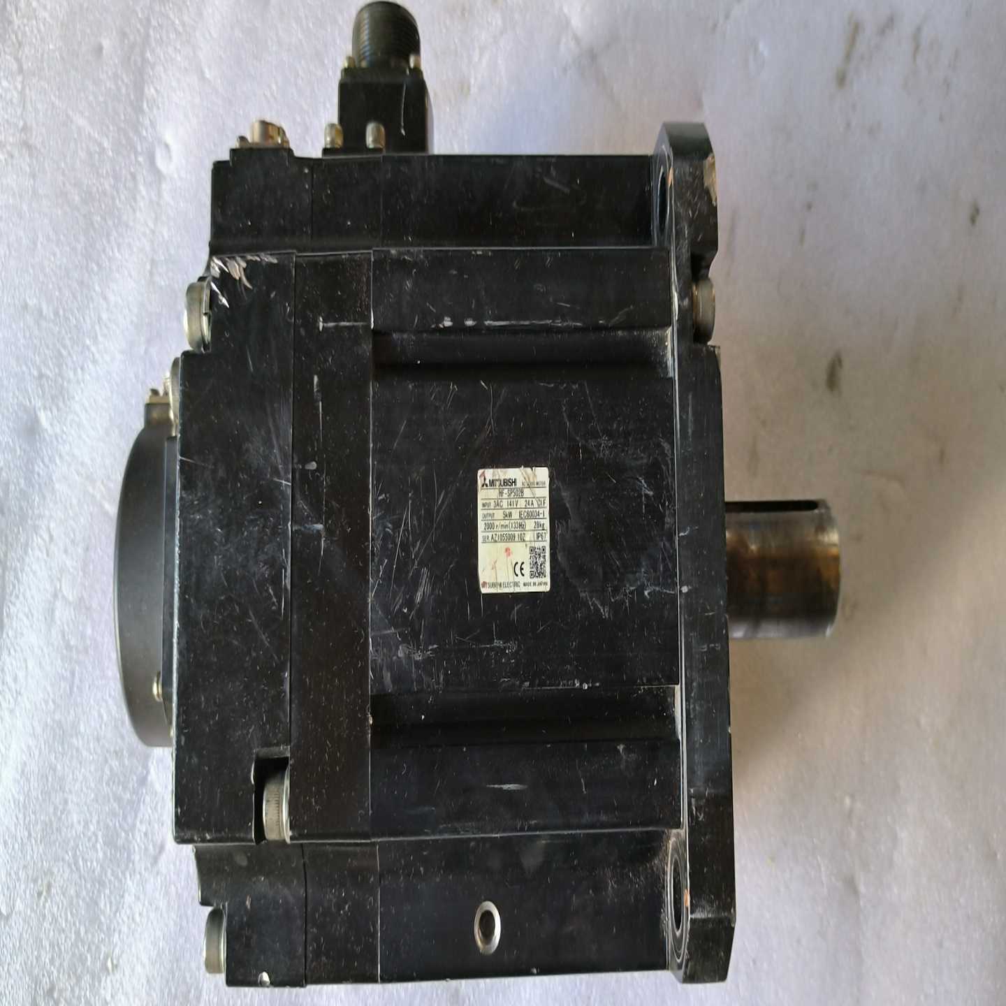 MITSUBISHI/三菱 HF-SP502B 伺服电机，成【侨报商行】