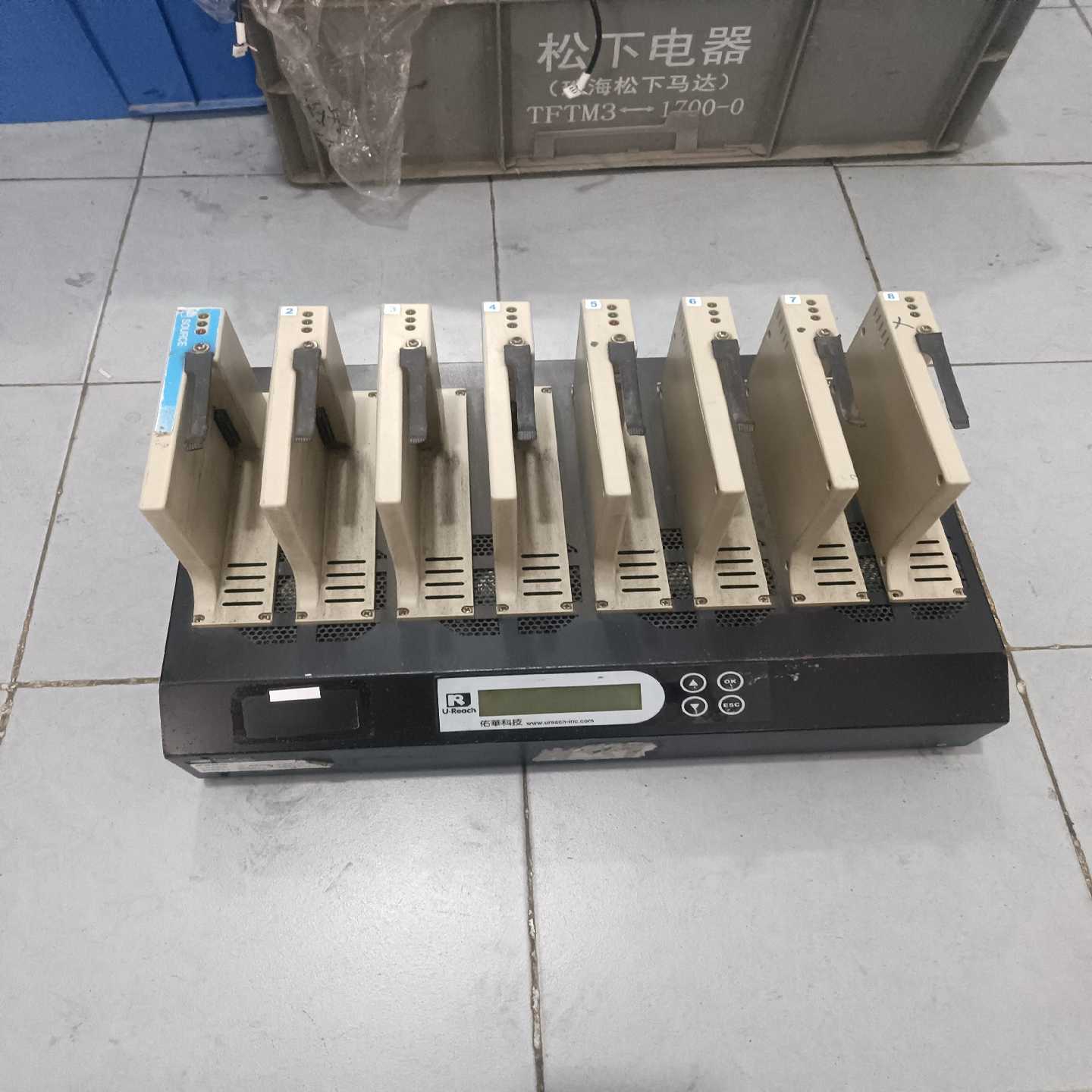询价~硬碟拷贝机，硬碟数据清除机IST-700