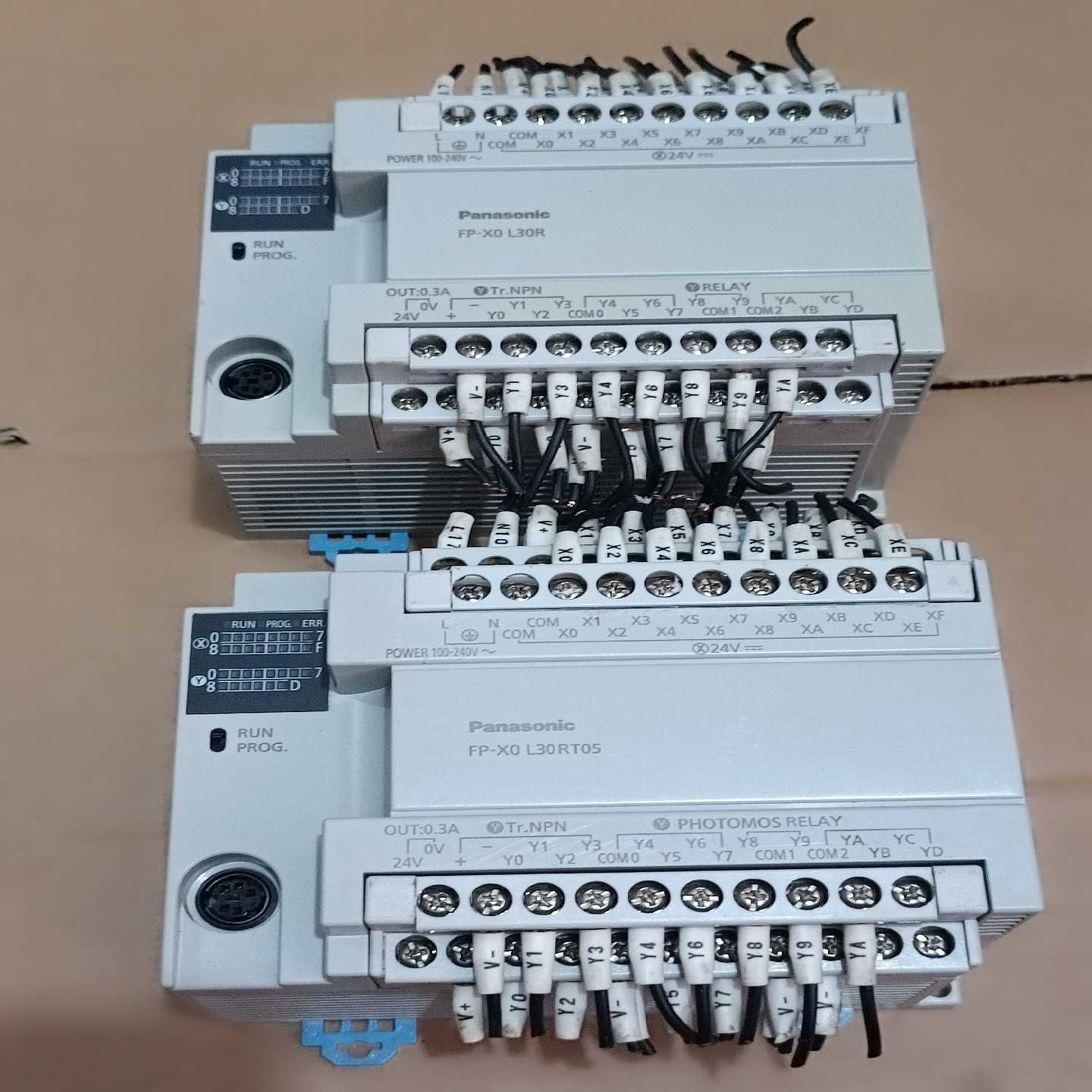 松下PLC控制器AFPX0L30R-F320--议价商品