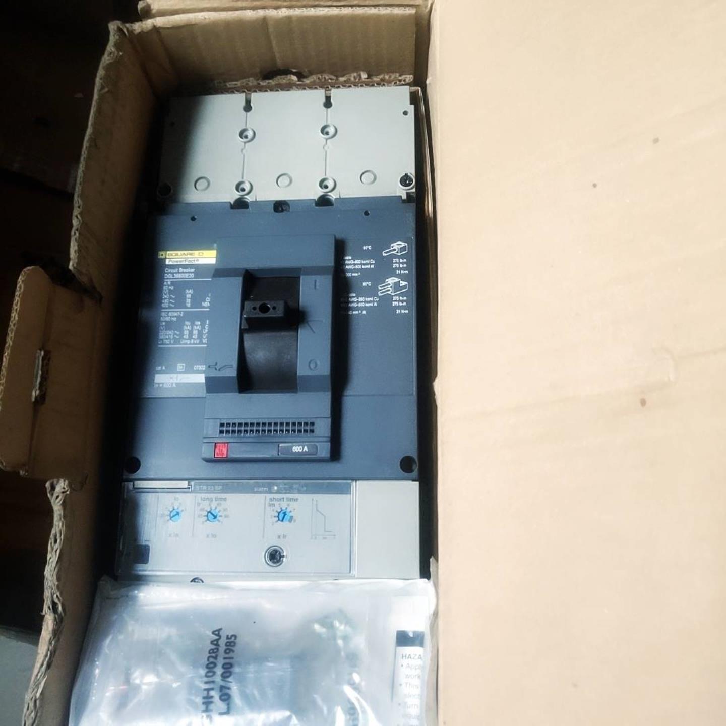 配件SQUARE DGL36600E20 3P 600A议价