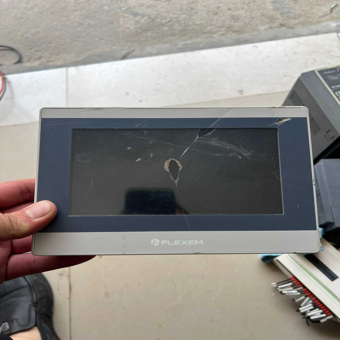 繁易触摸屏，型号FE6070WE，带网口，成色如图，-议价