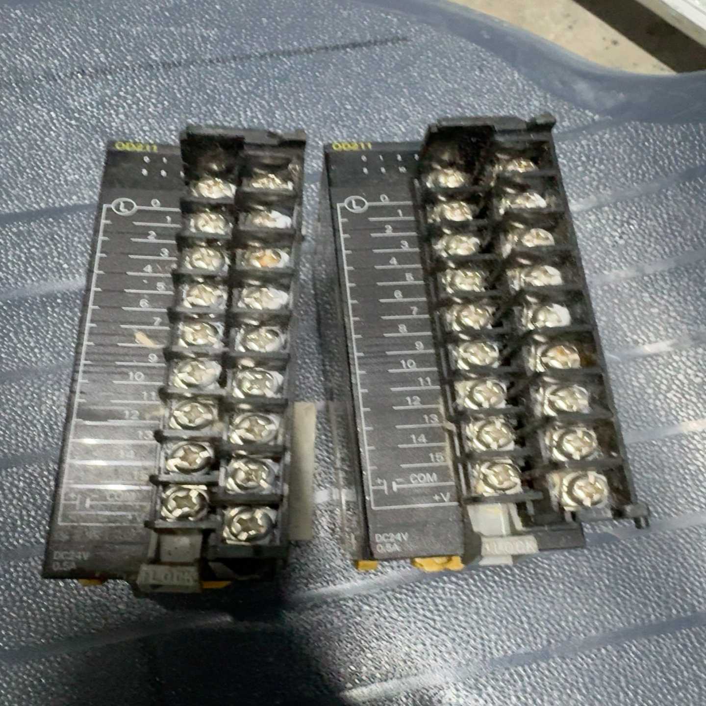 询价~模块CJIW-OD211，成色如图，当配件，两个，