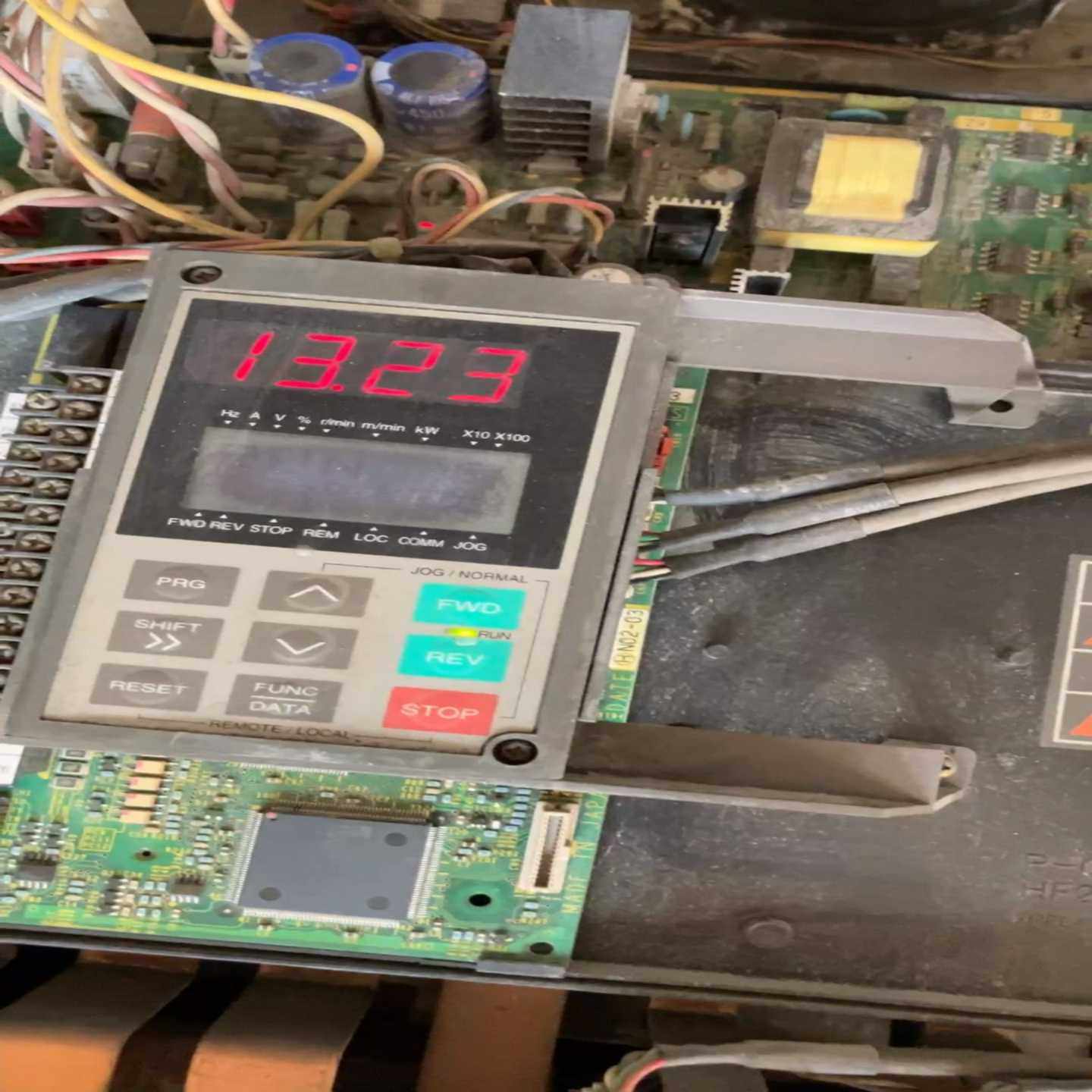 议价FRN110P11S-4CX富士变频器，功能好的实物拍摄的照